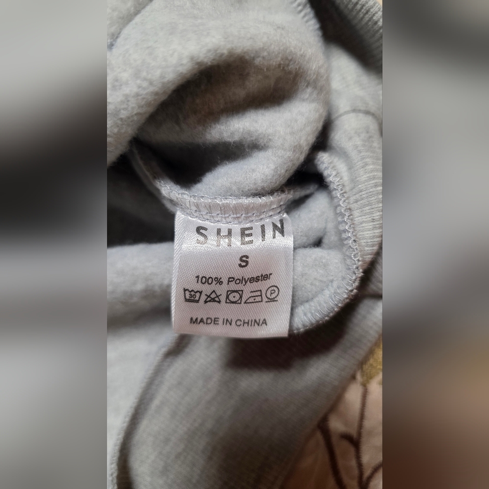 SHEIN Brooklyn New York Hoodie Women’s Small Gray Graphic Sweatshirt Casual Camp - Picture 6 of 7